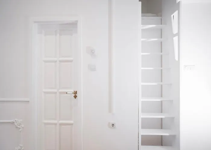 Design Micro-studio - 10 Minutes To Station Apartment Vienna